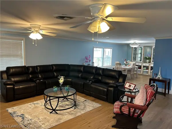 181 Pine Key Lane #29, Naples, FL 34114