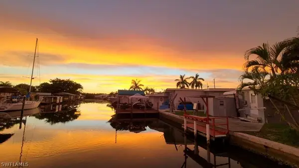 3811 Coconut Drive, St James City, FL 33956