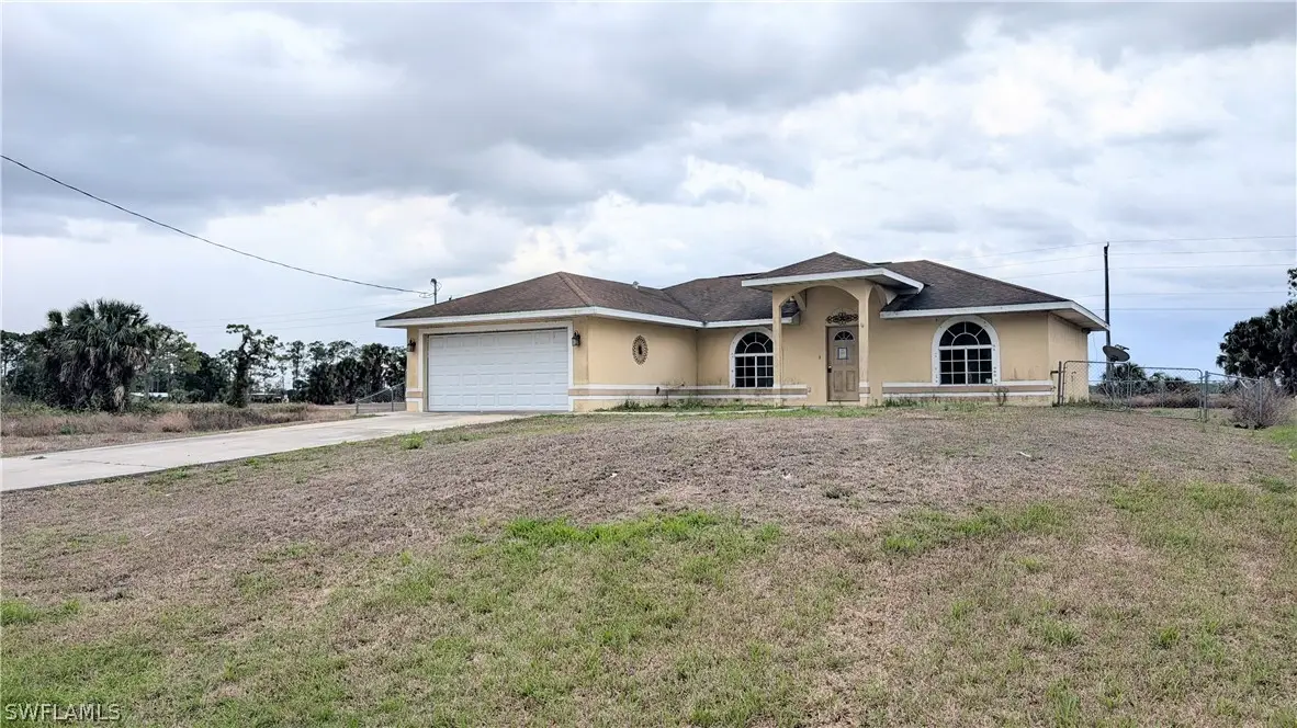 3017 S Balsam Circle, Labelle, FL 33935 - #1