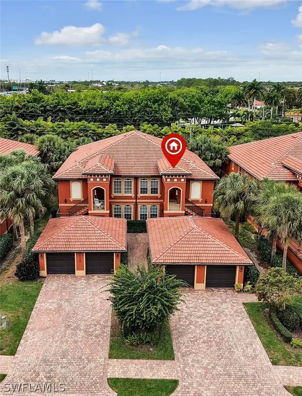 10025 Heather Lane #704, Naples, FL 34119