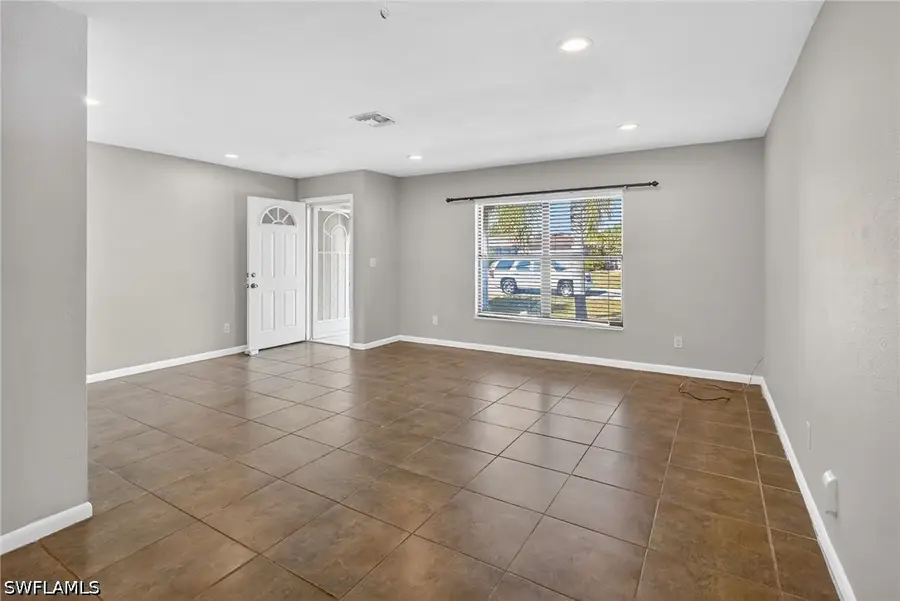 1413/1415 SE 23rd Place, Cape Coral, FL 33990 - #3