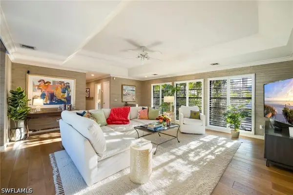 1225 Sandpiper Street, Naples, FL 34102