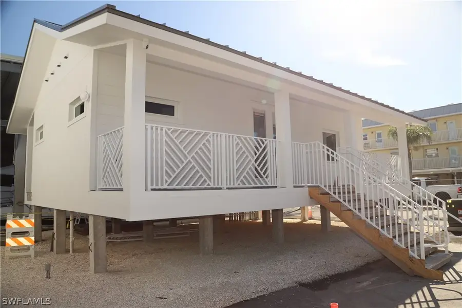 705 11th Street S, Naples, FL 34102 - #3