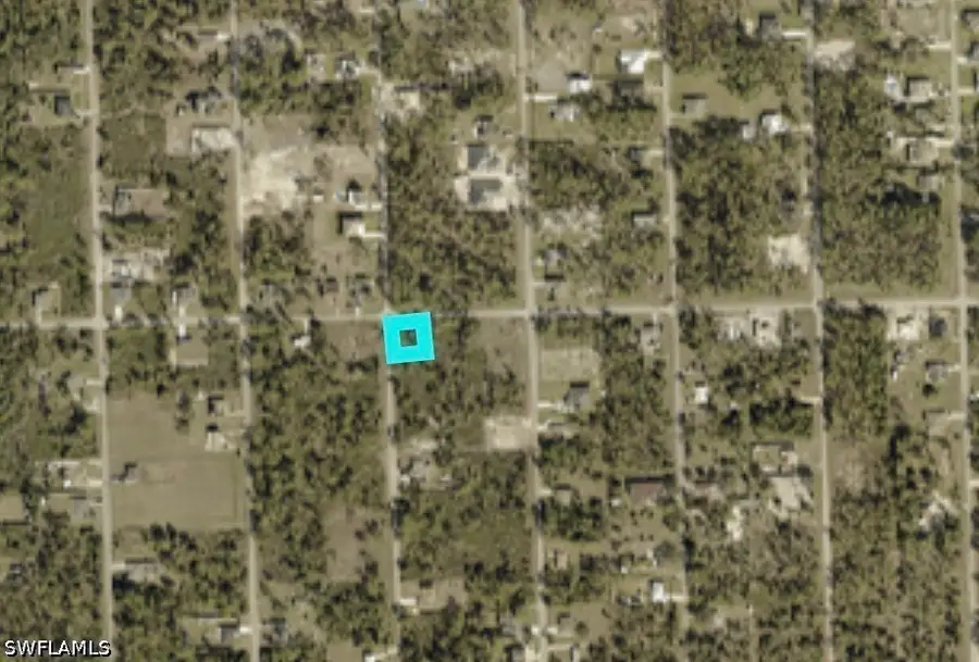 900 E 11th Street, Lehigh Acres, FL 33972 - #3