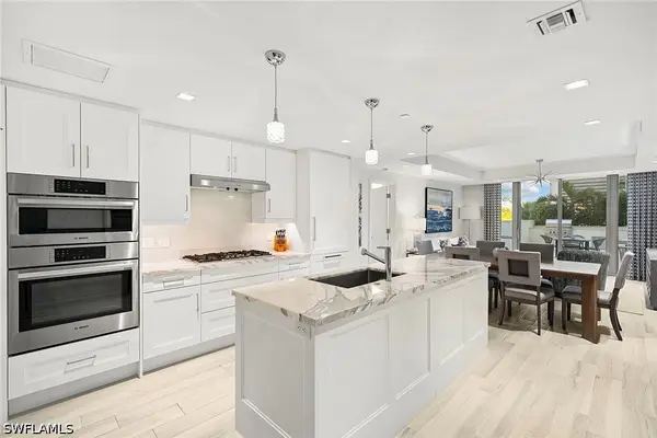 6897 Grenadier Boulevard #206, Naples, FL 34108