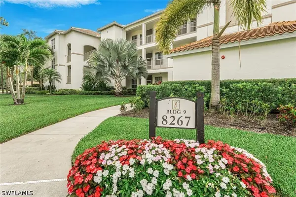 8267 Parkstone Place #201, Naples, FL 34120