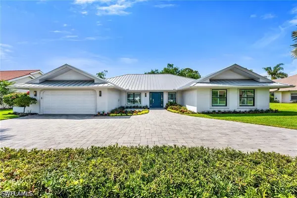 1966 Imperial Golf Co Boulevard, Naples, FL 34110