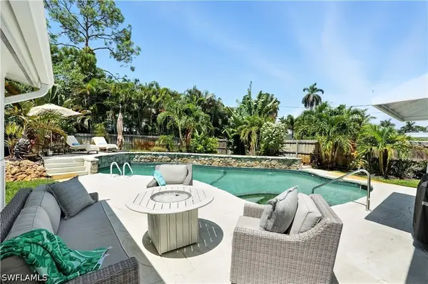 1063 22nd Avenue N, Naples, FL 34103