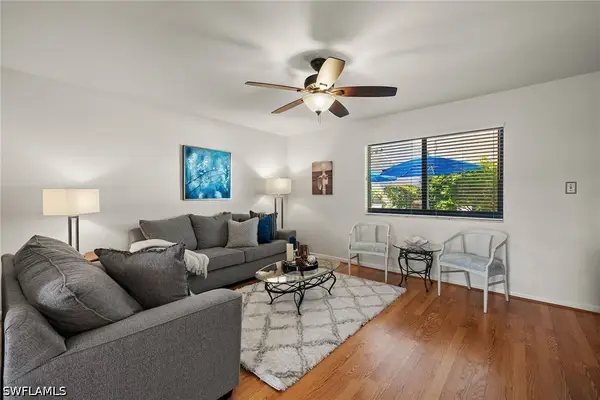 788 Park Shore Drive #C19, Naples, FL 34103