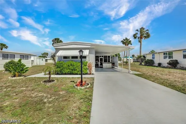 27543 Hoenie Drive, Bonita Springs, FL 34135