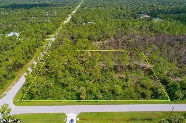 DESOTO BLVD S 24 Avenue E, Naples, FL 34117