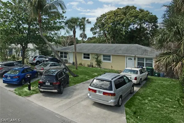 4107 Mindi Avenue, Naples, FL 34112