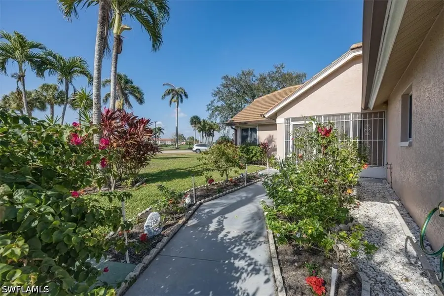 6094 Westbourgh Drive, Naples, FL 34112 - #3