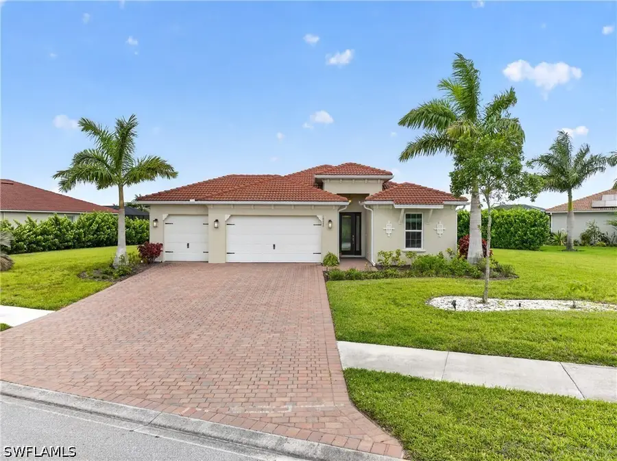 18698 Royal Hammock Boulevard, Naples, FL 34114 - #2