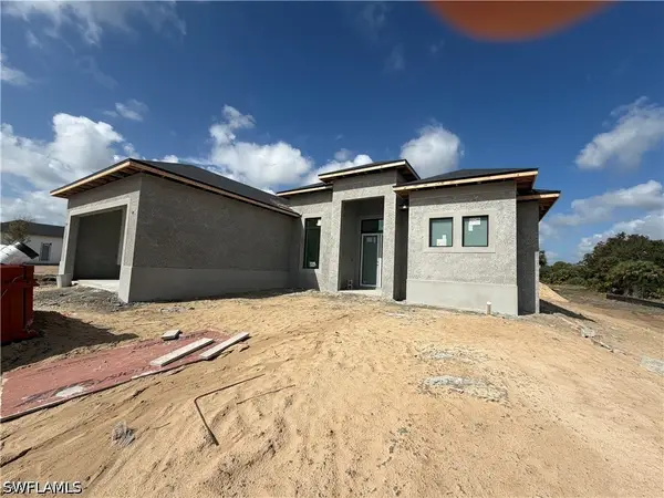 4243 20th St Ne, Naples, FL 34120