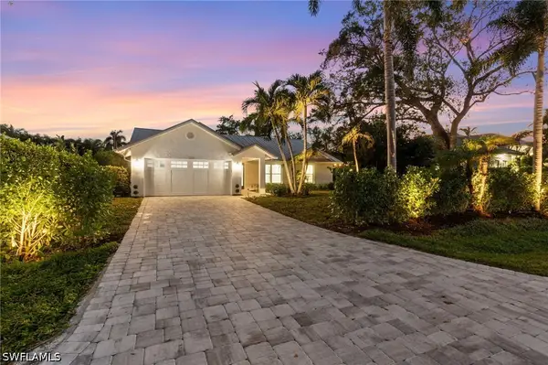 1200 Cypress Woods Drive, Naples, FL 34103