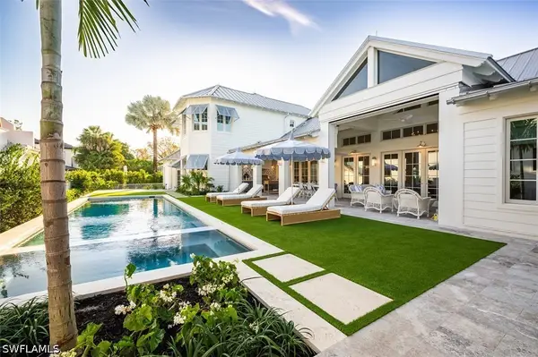 266 15th Avenue S, Naples, FL 34102