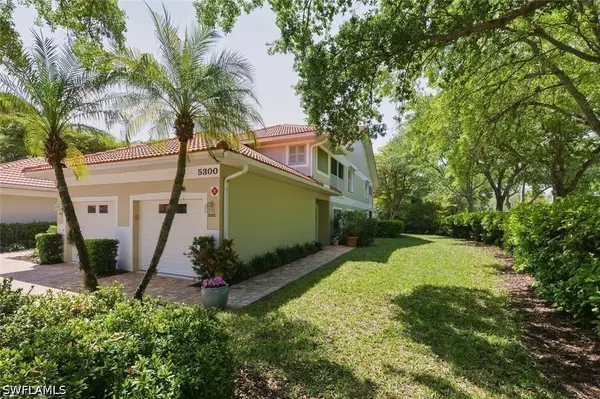 5300 Andover Drive #202, Naples, FL 34110