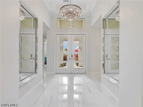 9257 Cayman Drive, Naples, FL 34114