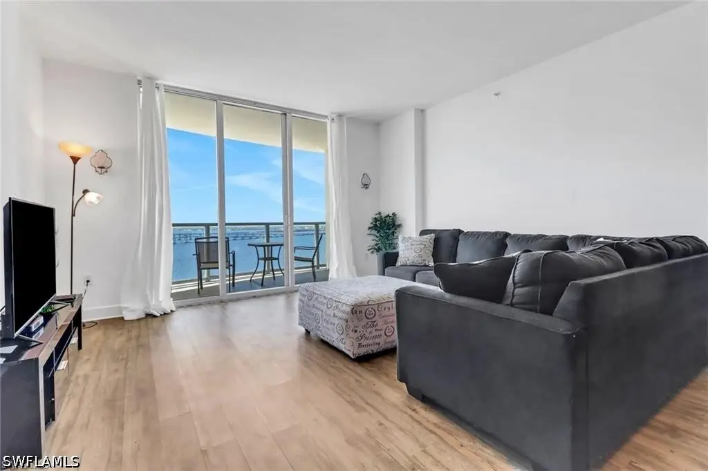 3000 Oasis Grand Boulevard #2004, Fort Myers, FL 33916 - #1