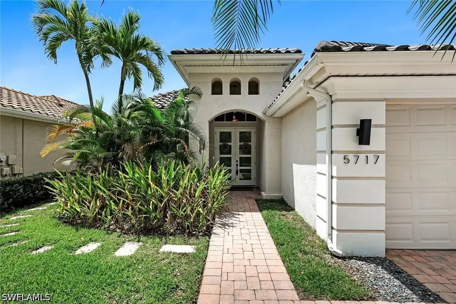 5717 Lago Villaggio Way, Naples, FL 34104 - #3