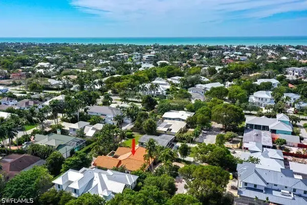 778 Broad Court S, Naples, FL 34102