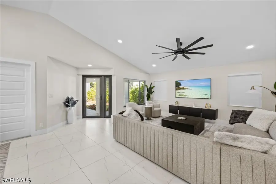 841 91st Avenue N, Naples, FL 34108 - #3