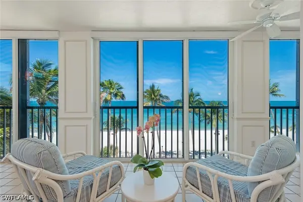 3377 Gulf Shore Boulevard N #4D, Naples, FL 34103