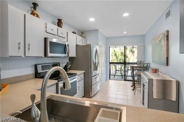 1814 Kings Lake Boulevard #203, Naples, FL 34112