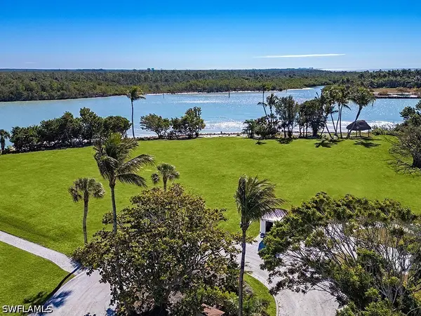 210 & 220 Bay Road, Naples, FL 34102