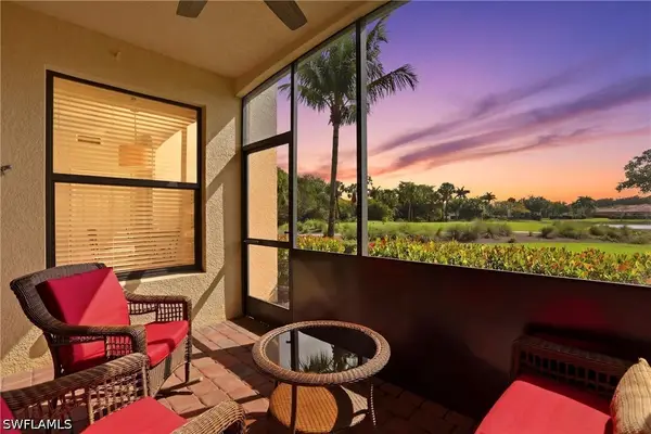 9844 Venezia Circle #714, Naples, FL 34113