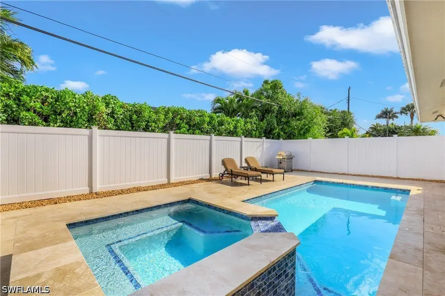 637 95th Avenue N, Naples, FL 34108 - #3