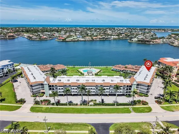 750 W Elkcam Circle #219, Marco Island, FL 34145