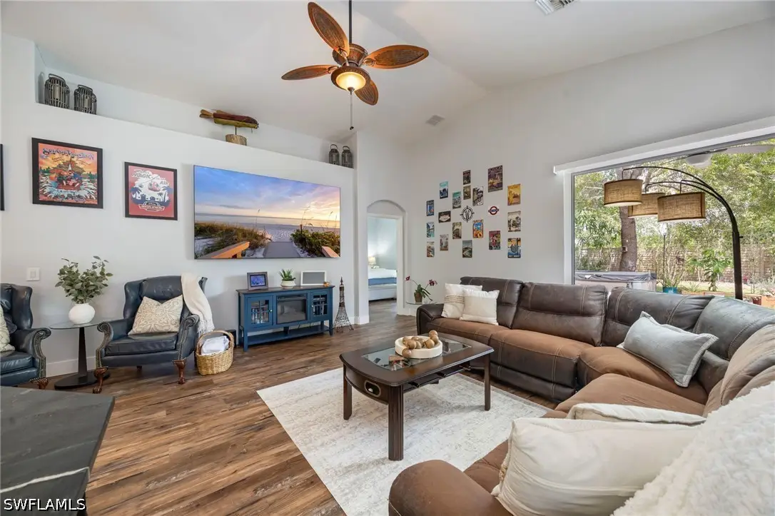 219 Glen Eagle Circle, Naples, FL 34104 - #1