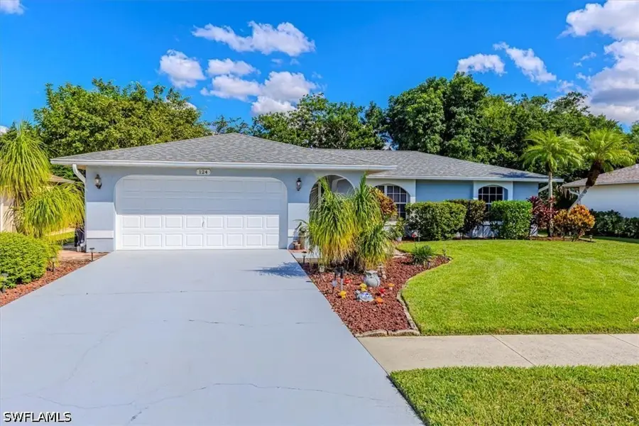 124 Versailles Circle, Naples, FL 34112 - #2