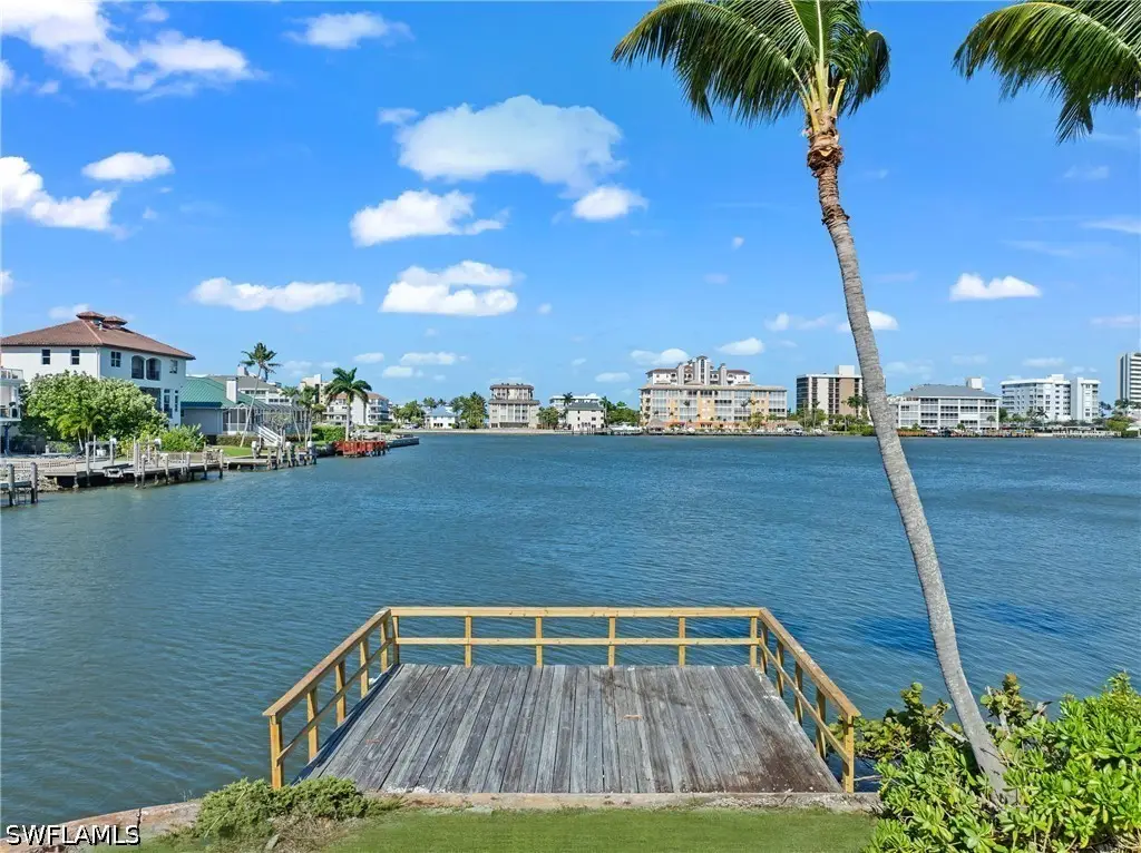 366 Pine Avenue, Naples, FL 34108 - #1