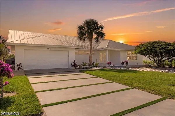 454 Flamingo Avenue, Naples, FL 34108