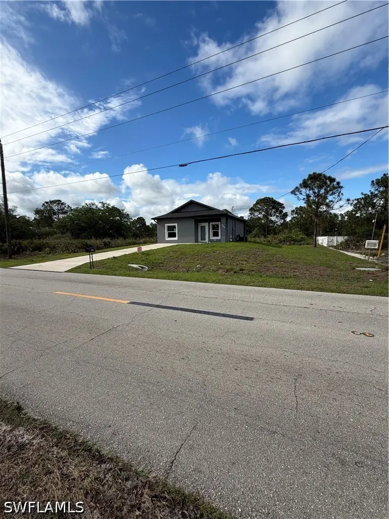 404 W 17th Street, Lehigh Acres, FL 33972 - #3