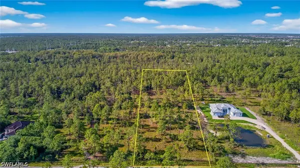 2874 52nd Avenue Ne, Naples, FL 34120