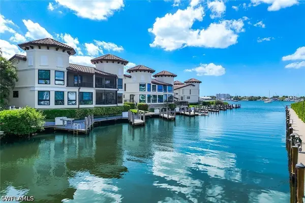 1311 Chesapeake Avenue #4A, Naples, FL 34102