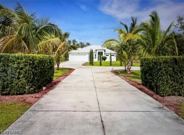 2575 31st Avenue Ne, Naples, FL 34120