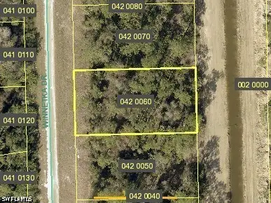 2112 Winnetka Drive, Lehigh Acres, FL 33972