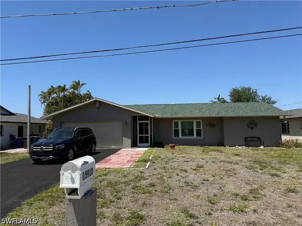 15910 Lake Candlewood Drive, Fort Myers, FL 33907