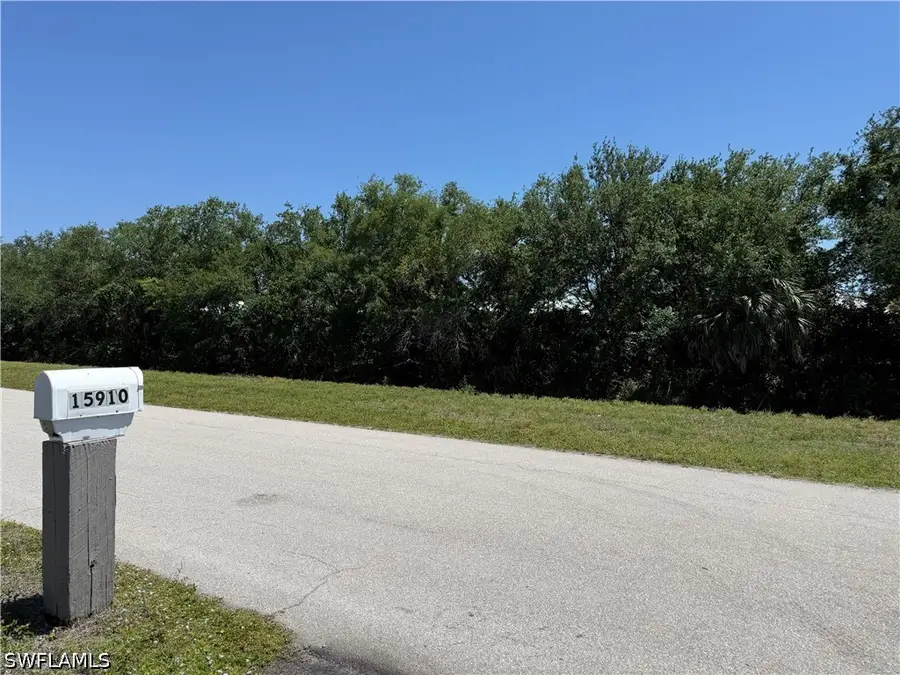15910 Lake Candlewood Drive, Fort Myers, FL 33907 - #2