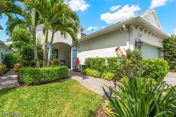 2302 Marquesa Circle, Naples, FL 34112