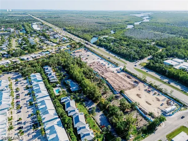 900 Henderson Creek Drive #A102, Naples, FL 34114