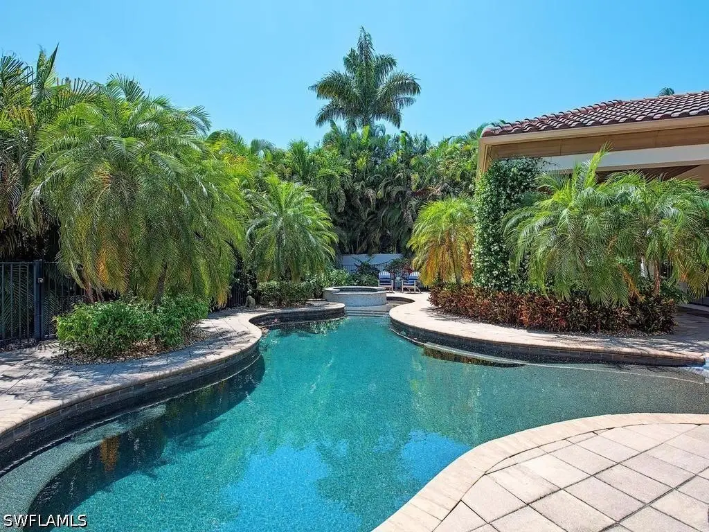 2202 Miramonte Way, Naples, FL 34105 - #1