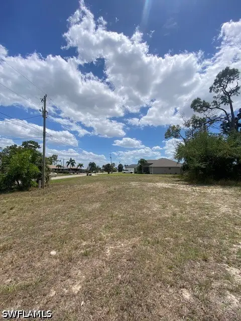 914 SW 8th Place, Cape Coral, FL 33991 - #2