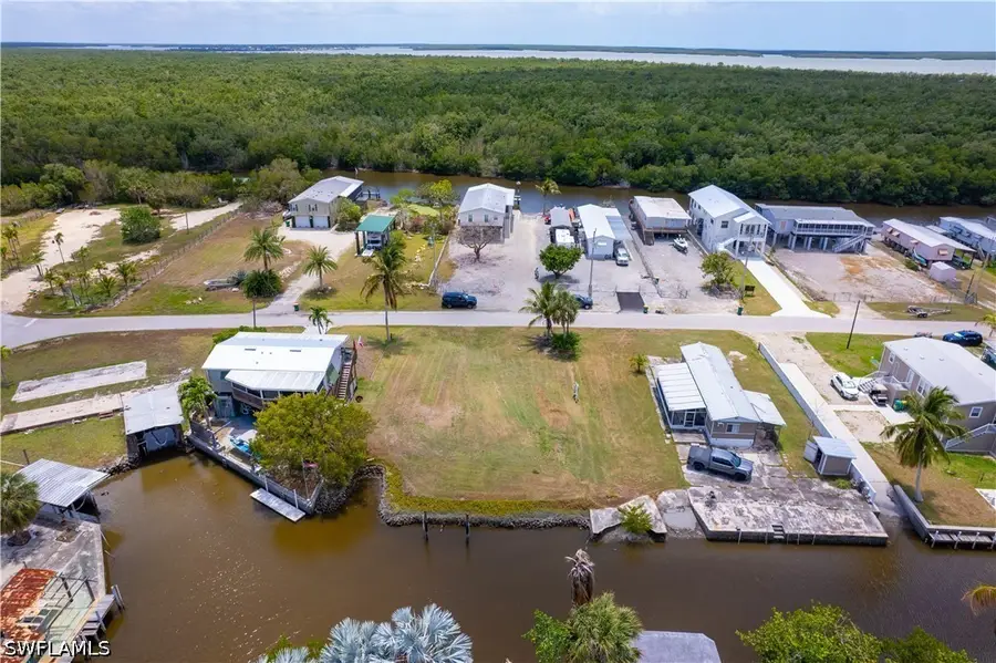 88 W Flamingo Drive, Plantation Island, FL 34141 - #3