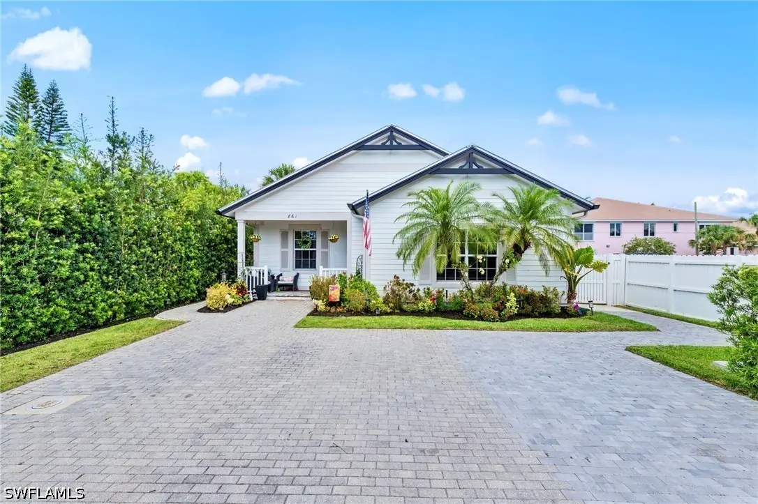 861 97th Avenue N, Naples, FL 34108 - #1